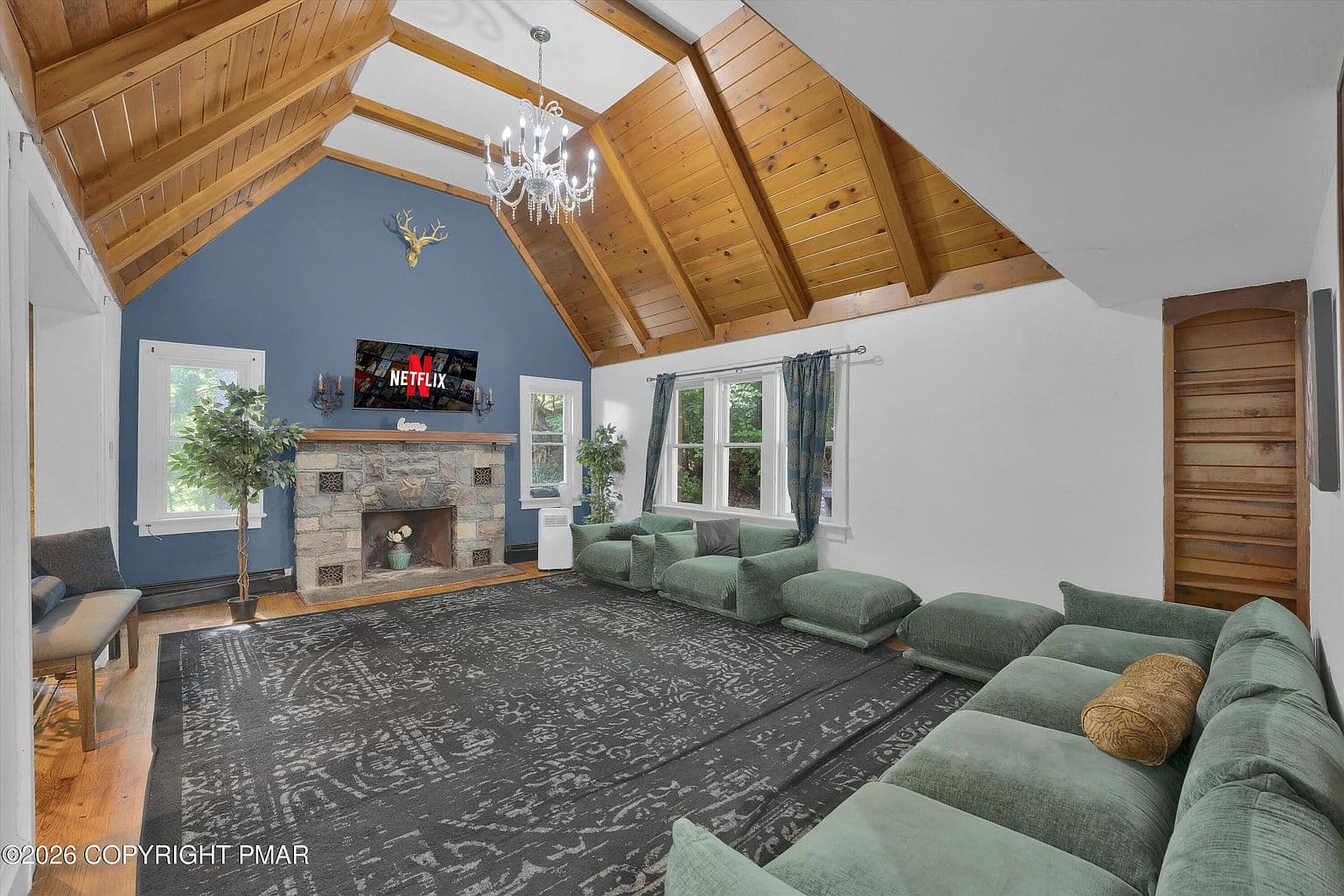 5951 Milford Rd - Image 3