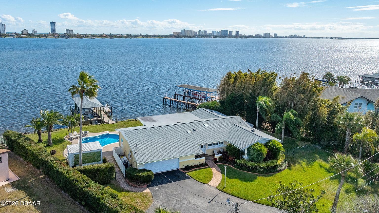 130 Reef Rd