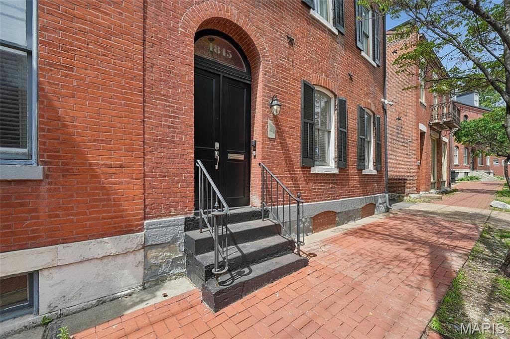 1845 S 9th St Saint Louis MO 63104 - Image 3