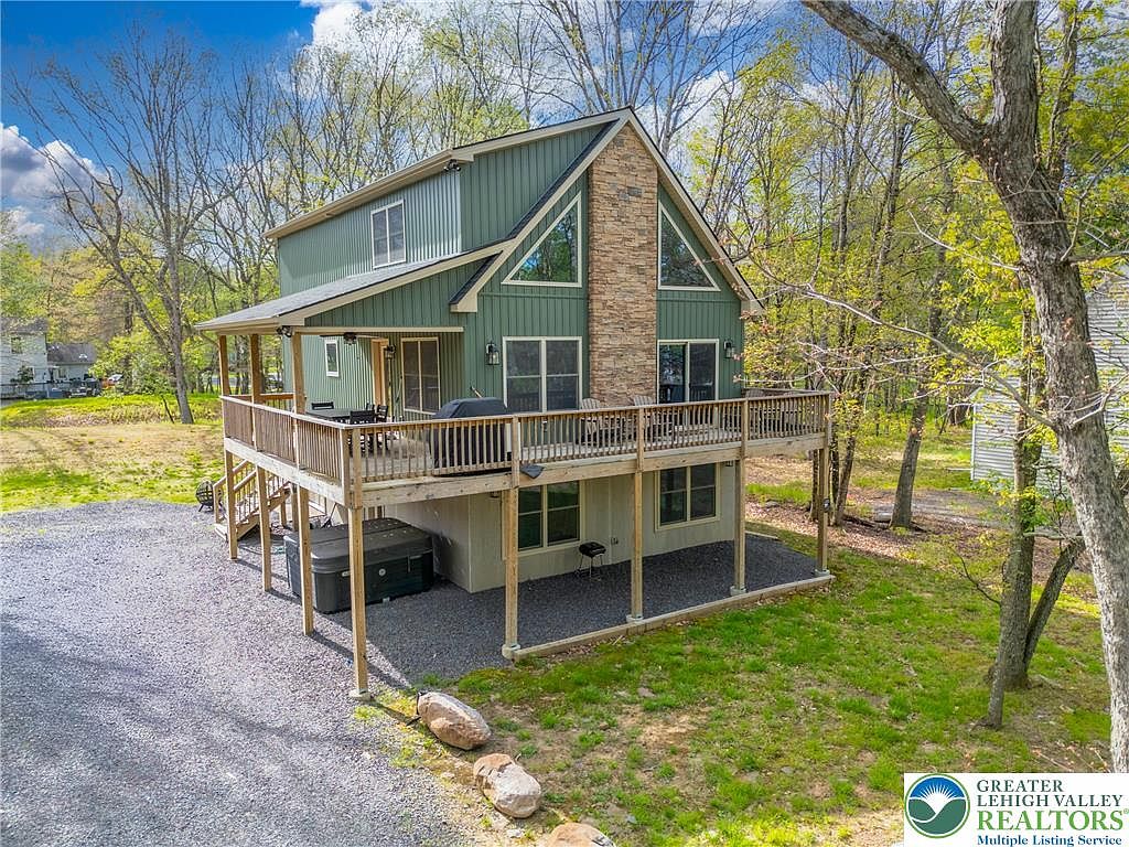 37 Frost Lane Penn — photo 6