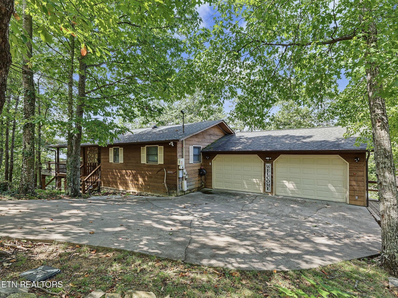 1001 Old Laurel Ln — photo 6