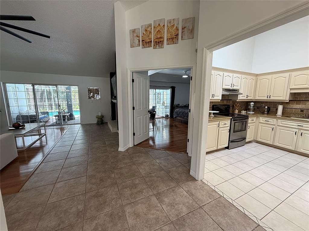 77 Cimmaron Drive — photo 6