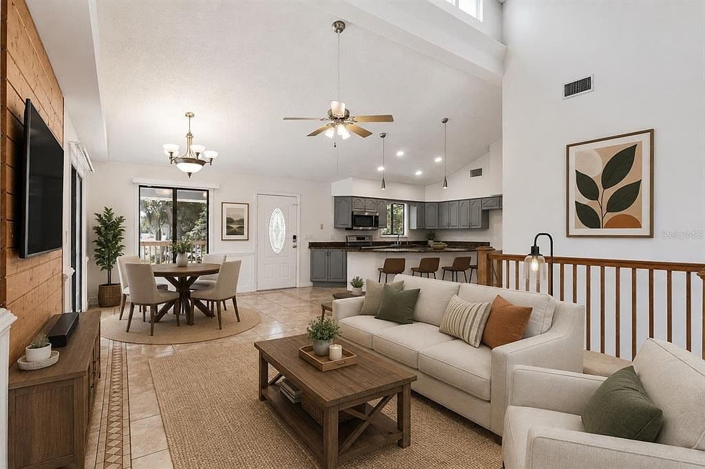 5556 S Lancewood Circle - Image 3