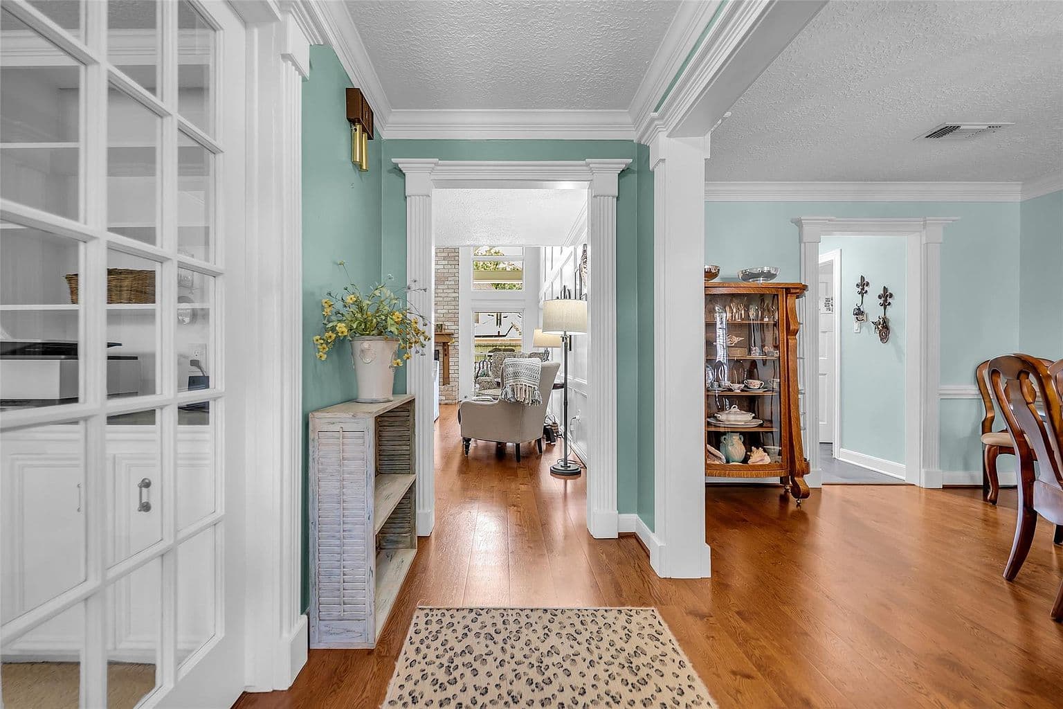 8018 Northbridge Dr — photo 6