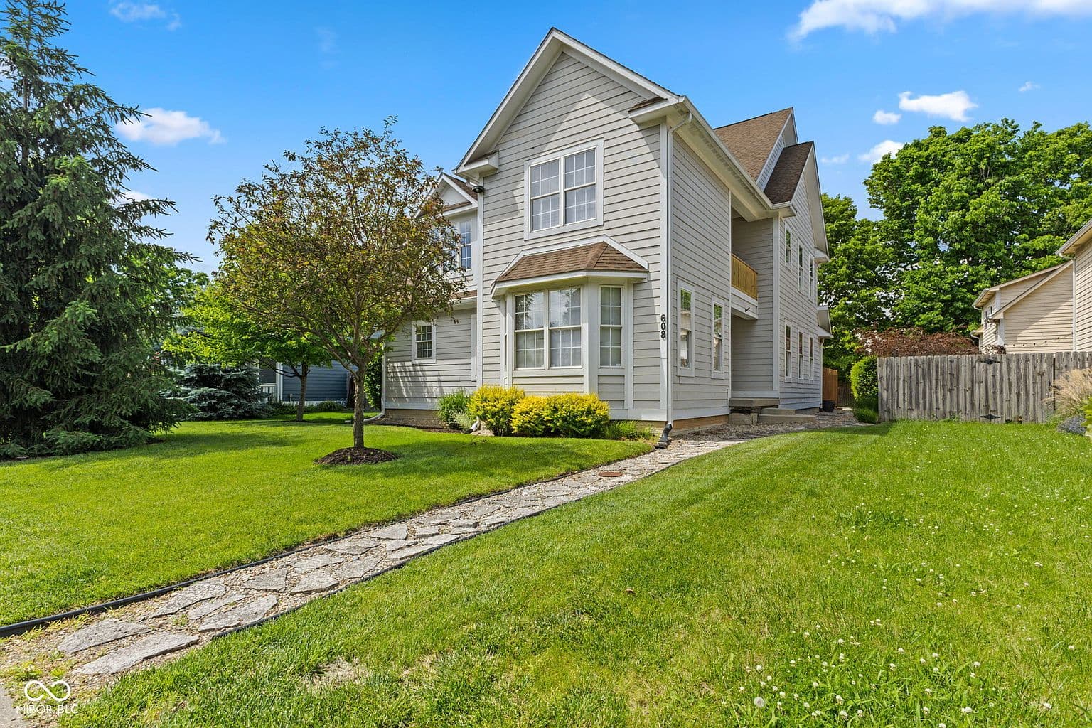 608 E 21st St - Image 3