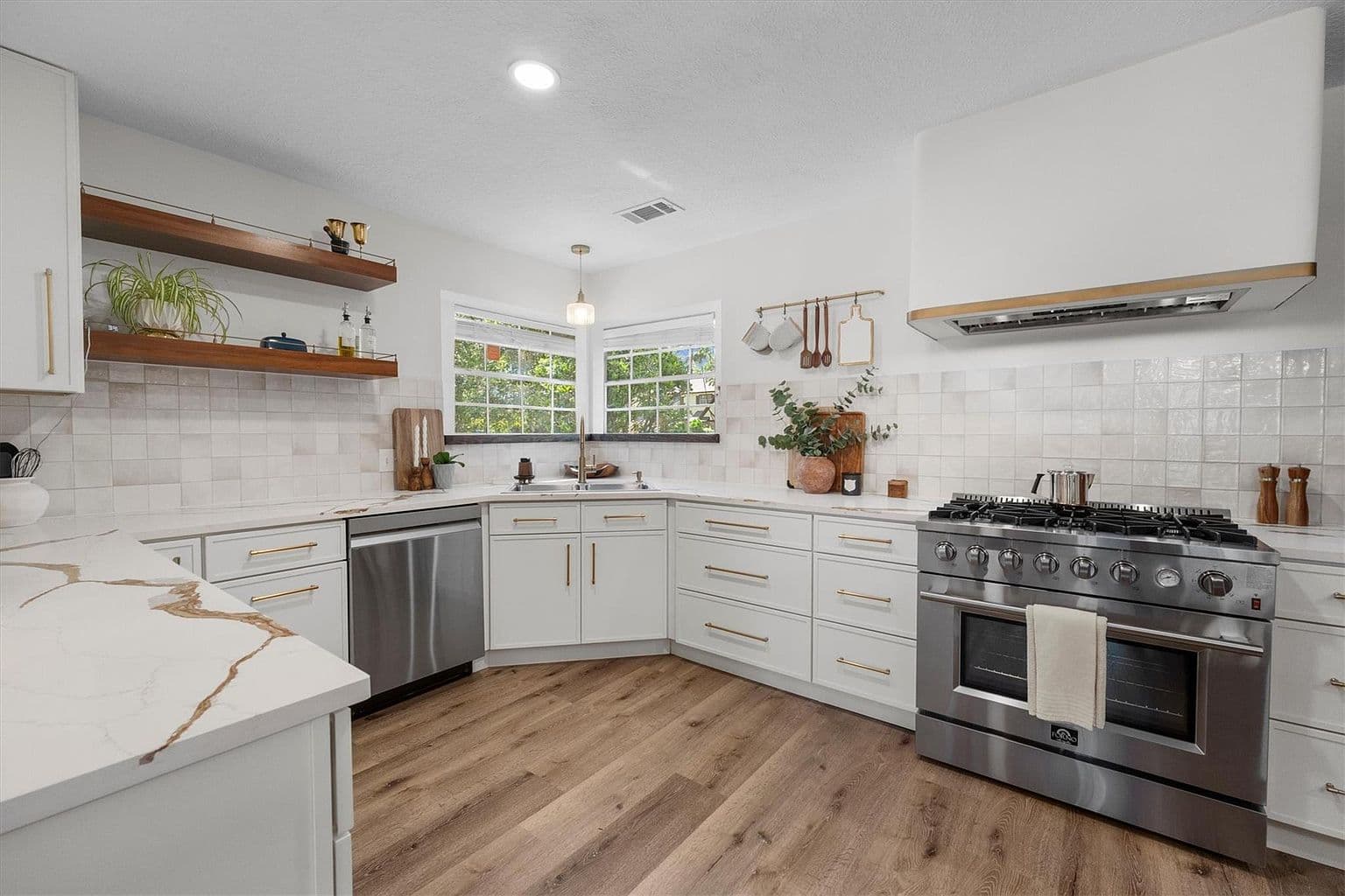 9507 Oxted Ln - Image 2