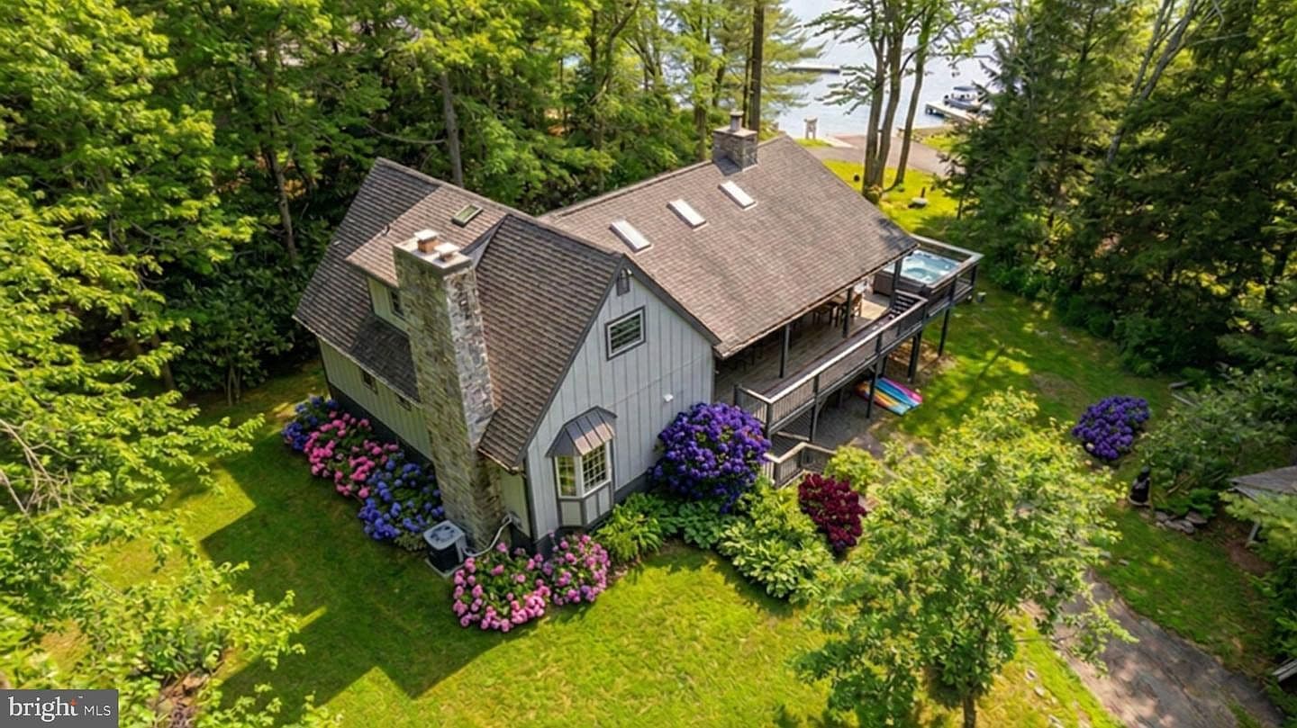119 N Lake Dr - Image 2
