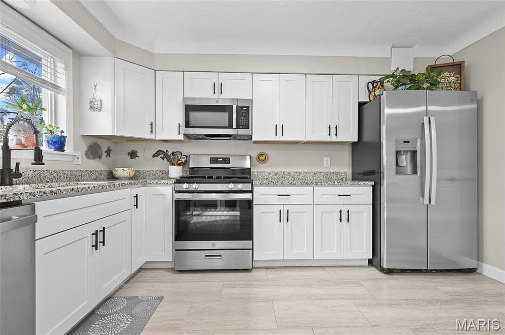 22 Saint Mark Dr — photo 6