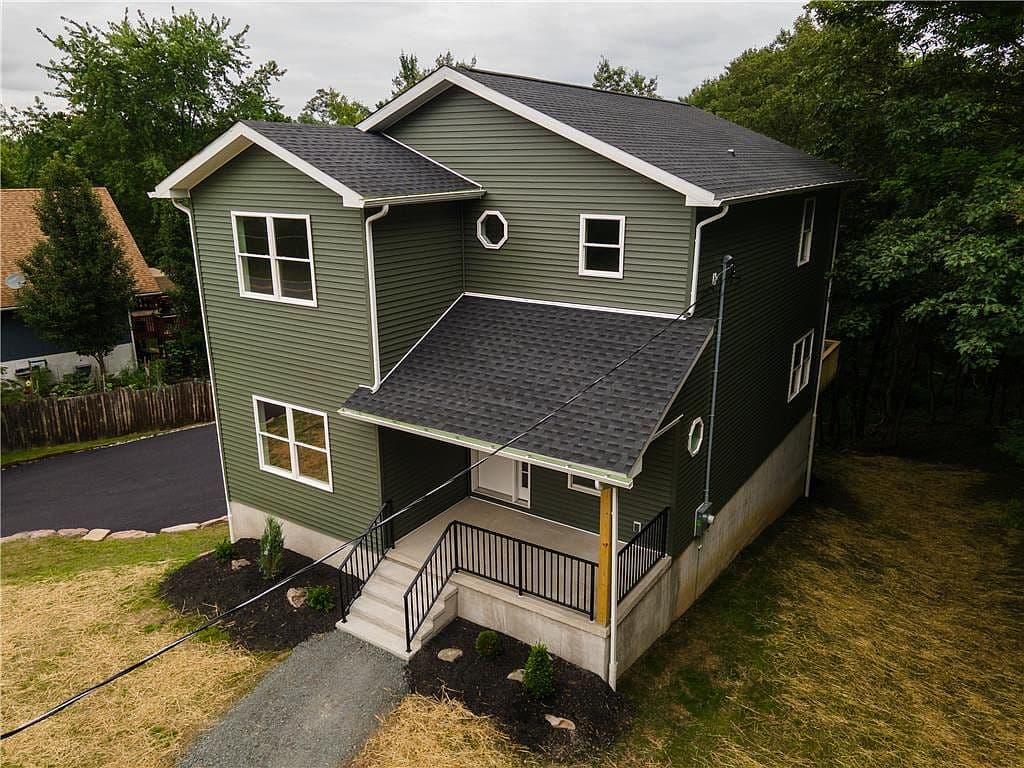 2682 Long Pond Rd