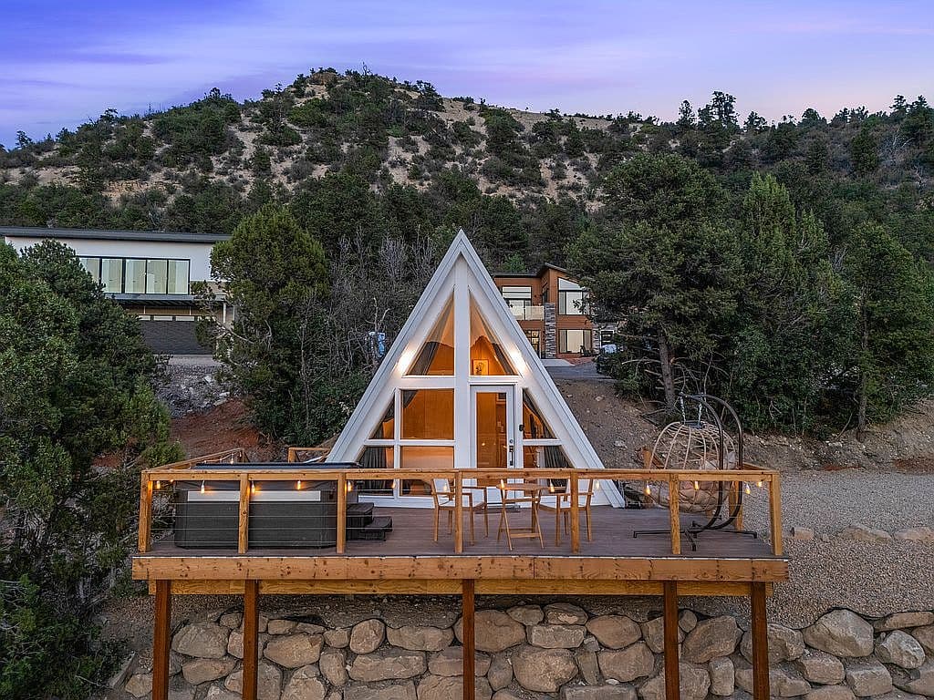 360 E Overlook Ln Glendale UT 84729 - Image 3