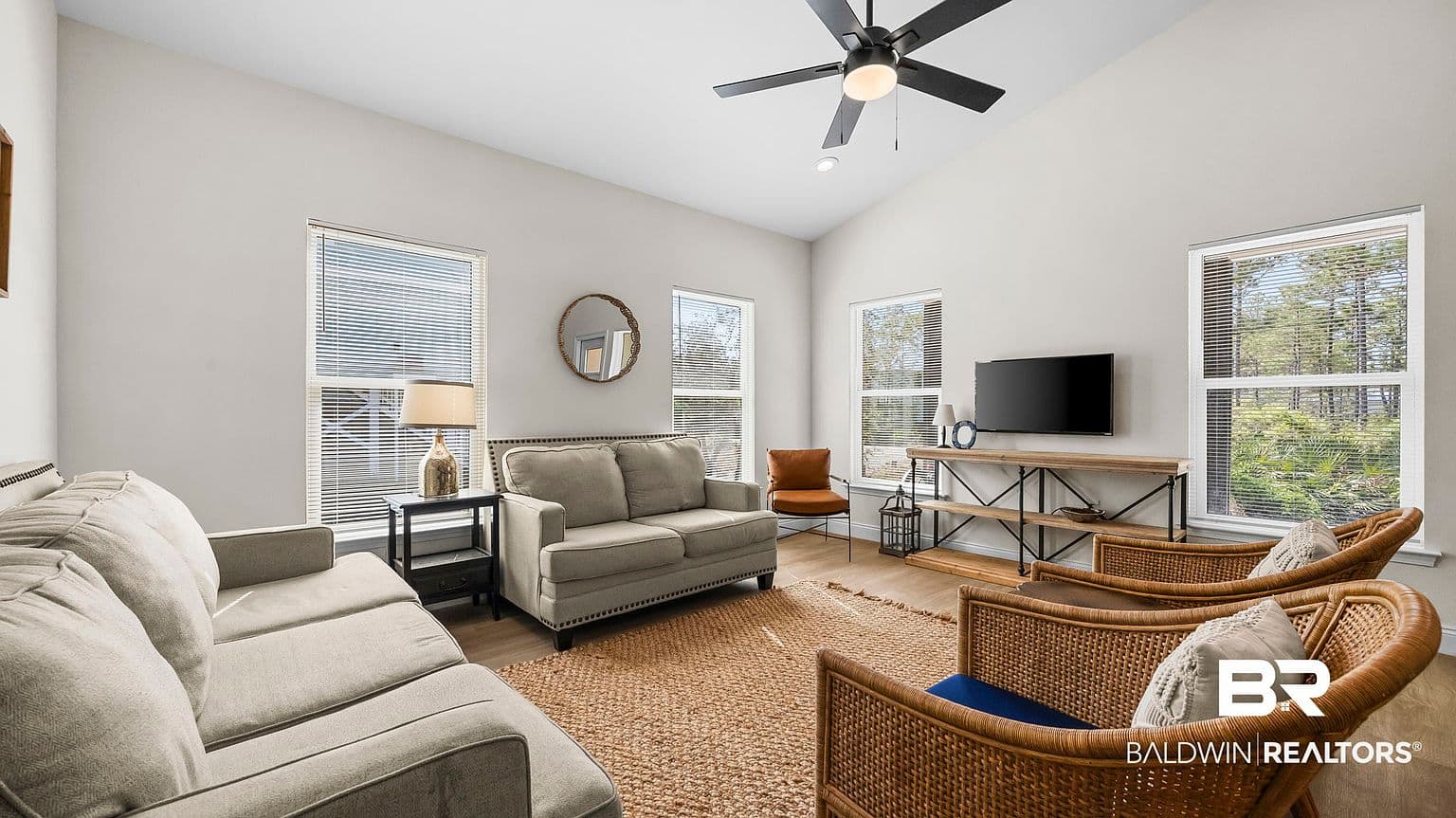 6995 Lake Shore Dr - Image 3