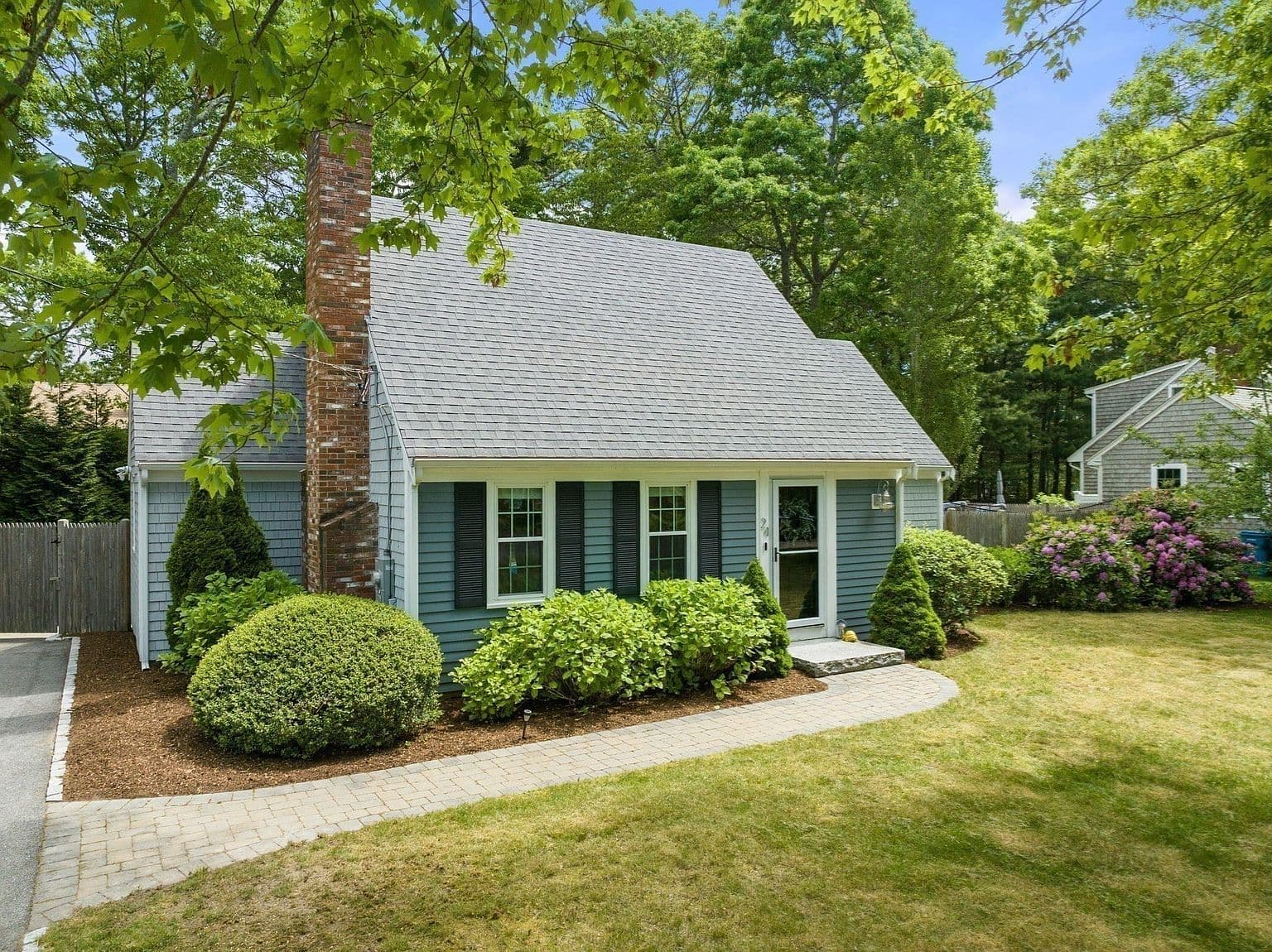 24 E Harbor Dr - Image 2