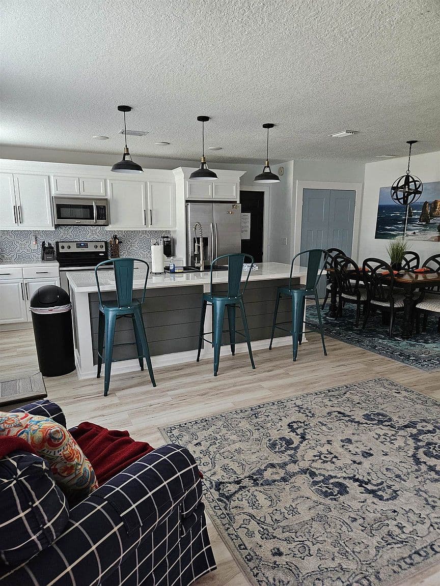 42 Menendez Rd - Image 3