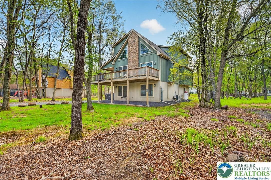 37 Frost Lane Penn — photo 5
