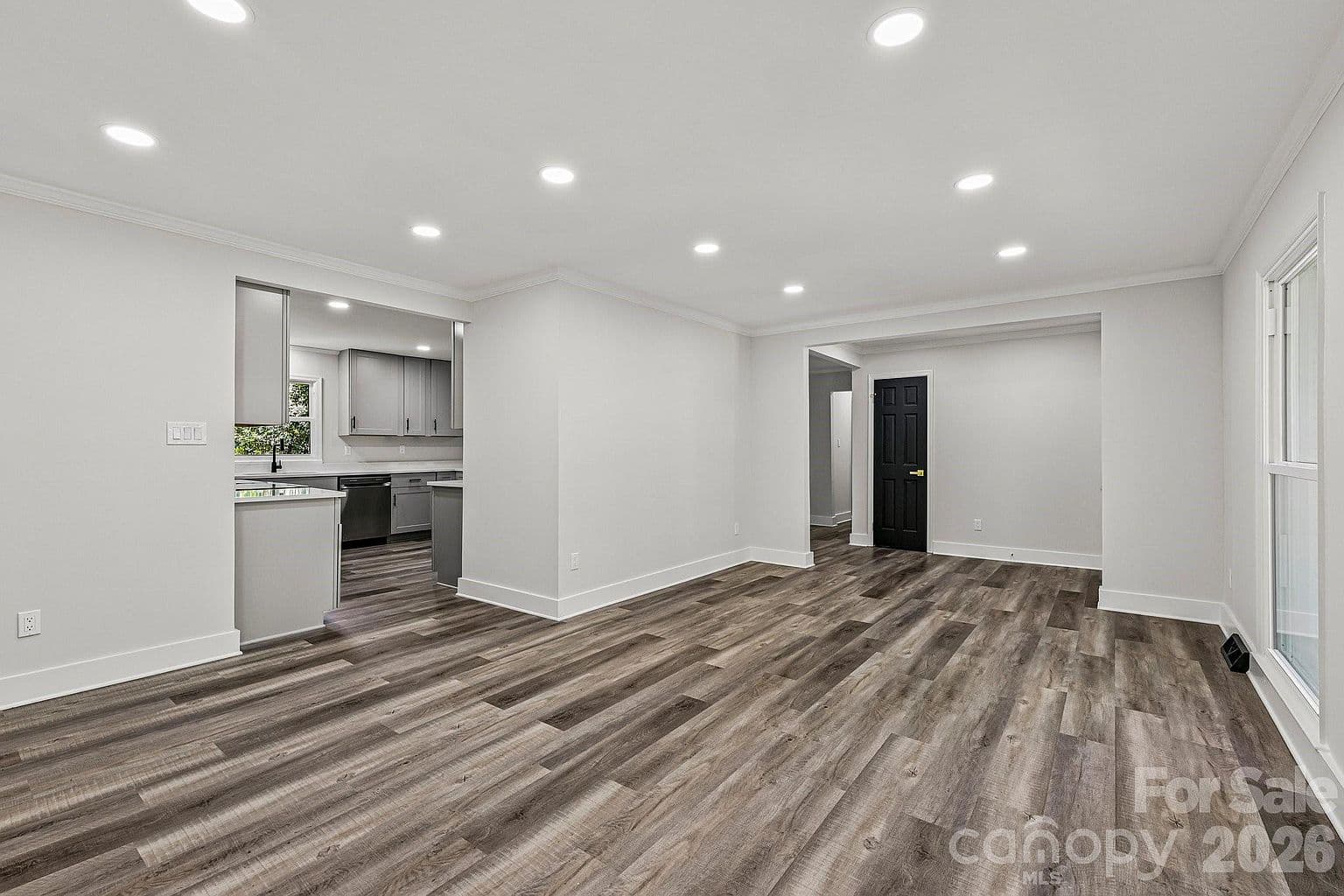 4908 Zephyr Ln — photo 6