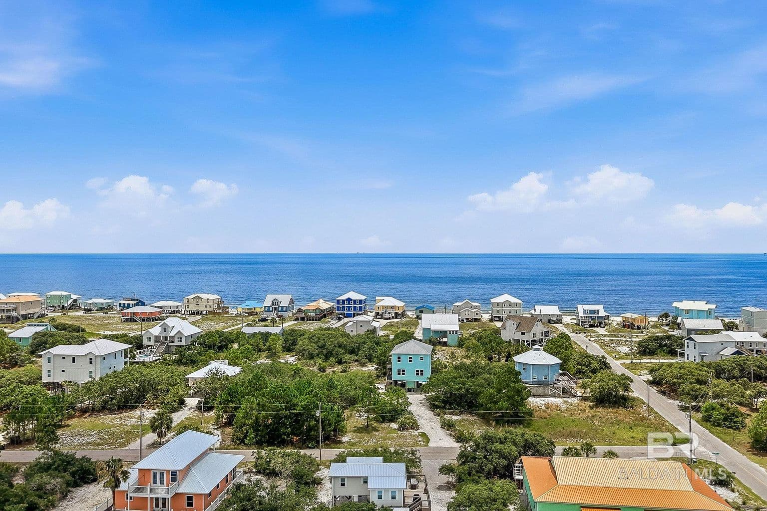 6558 Driftwood Dr - Image 2