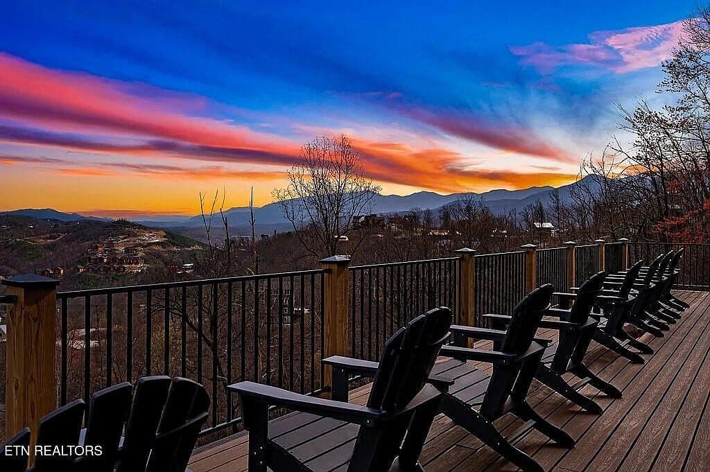 793 Chestnut Dr - Image 3