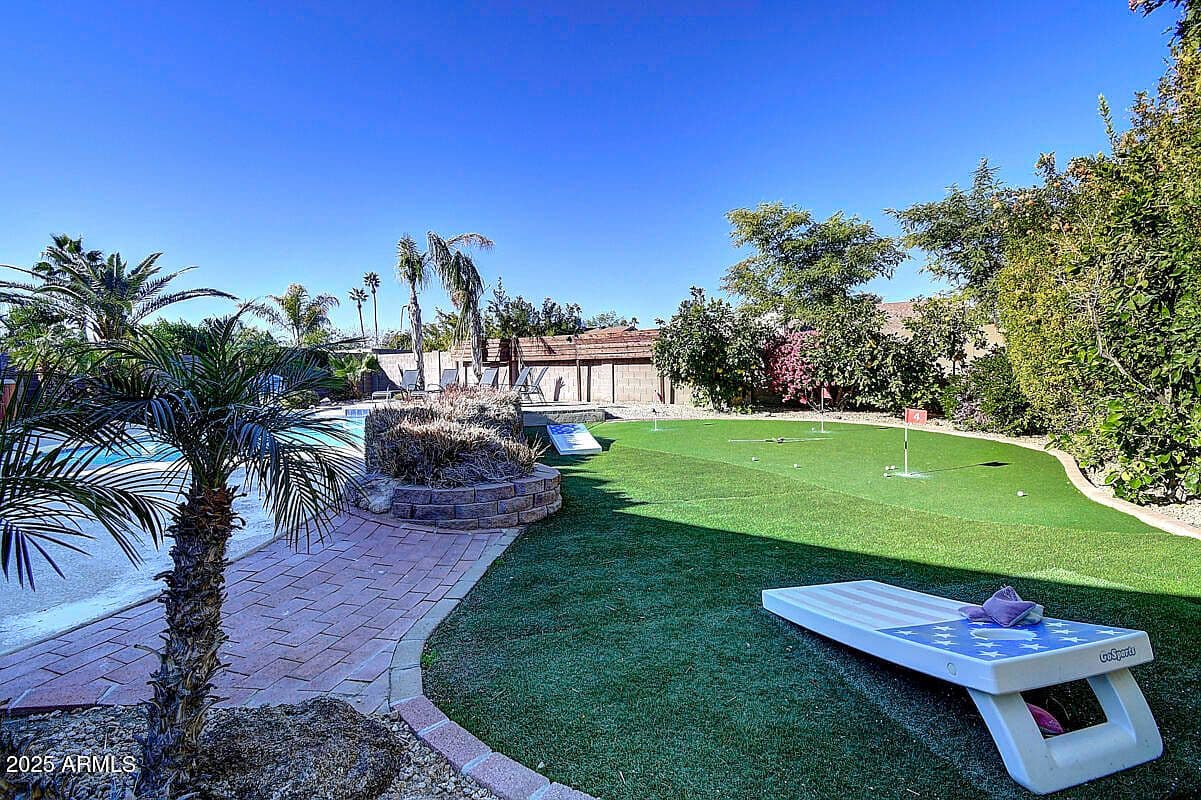 4524 E Kelton Lane - Image 3