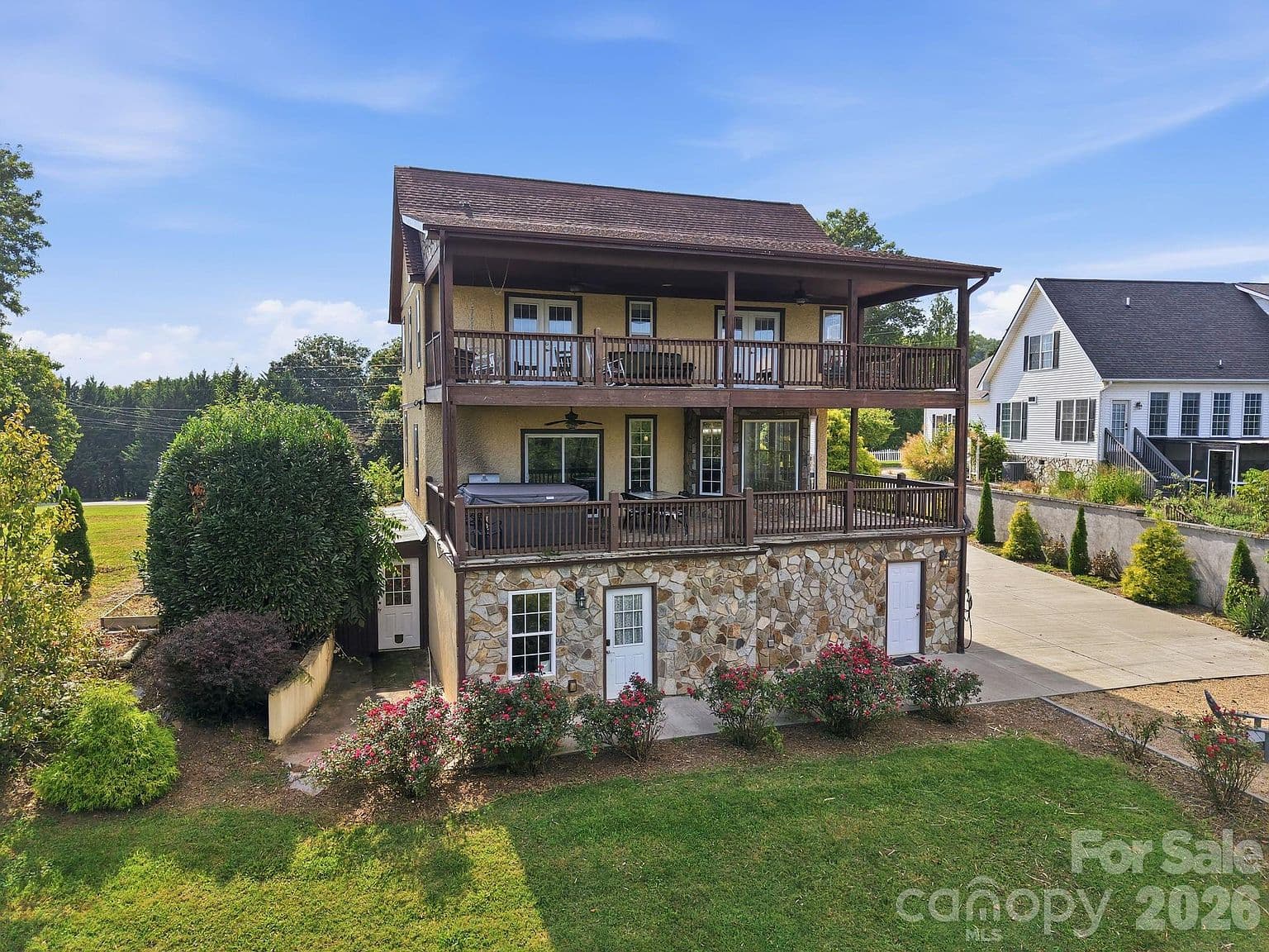 1037 S Main St - Image 3