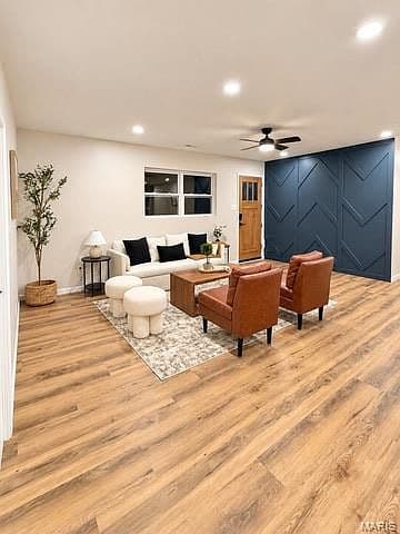 403 Prince Charles Dr — photo 3
