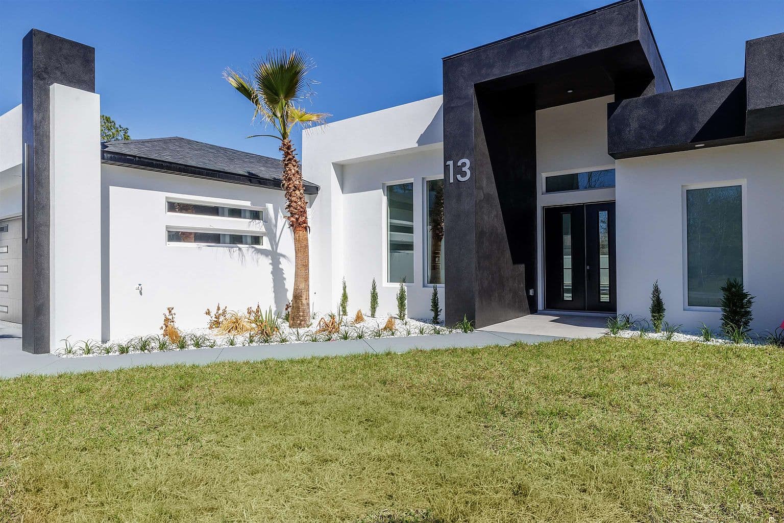 13 Edith Ln