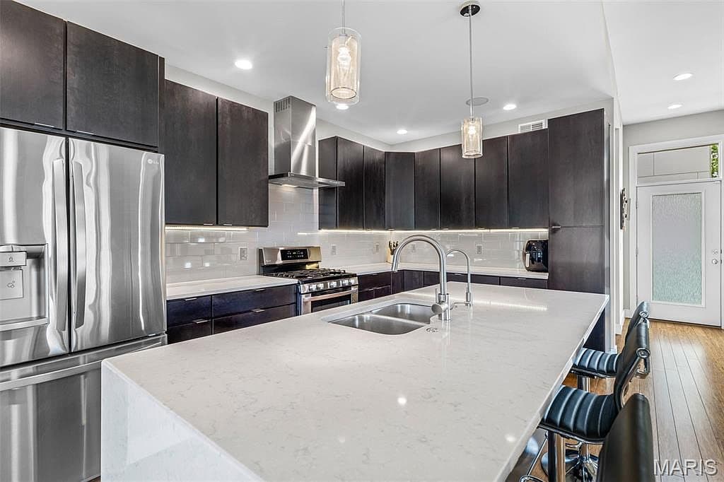 2834 Lafayette Ave — photo 5