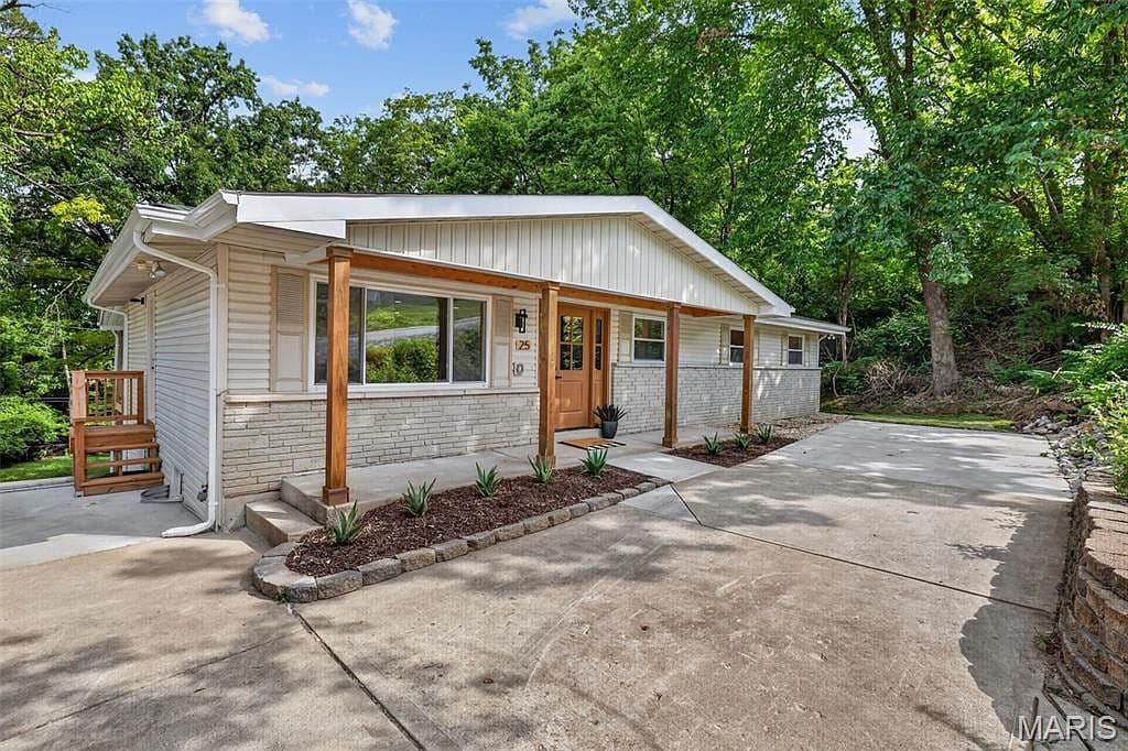 25 Big Oak Dr