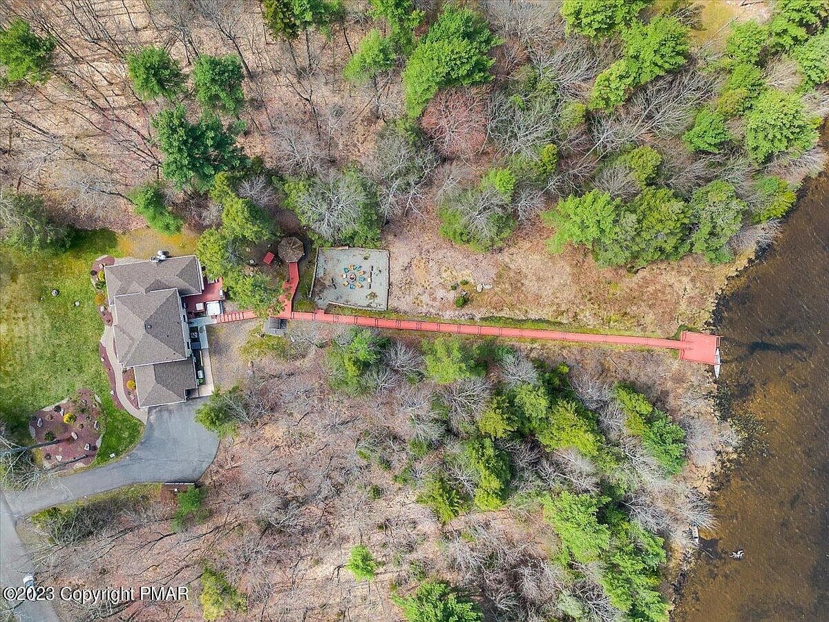 157 Greenwood Dr - Image 3