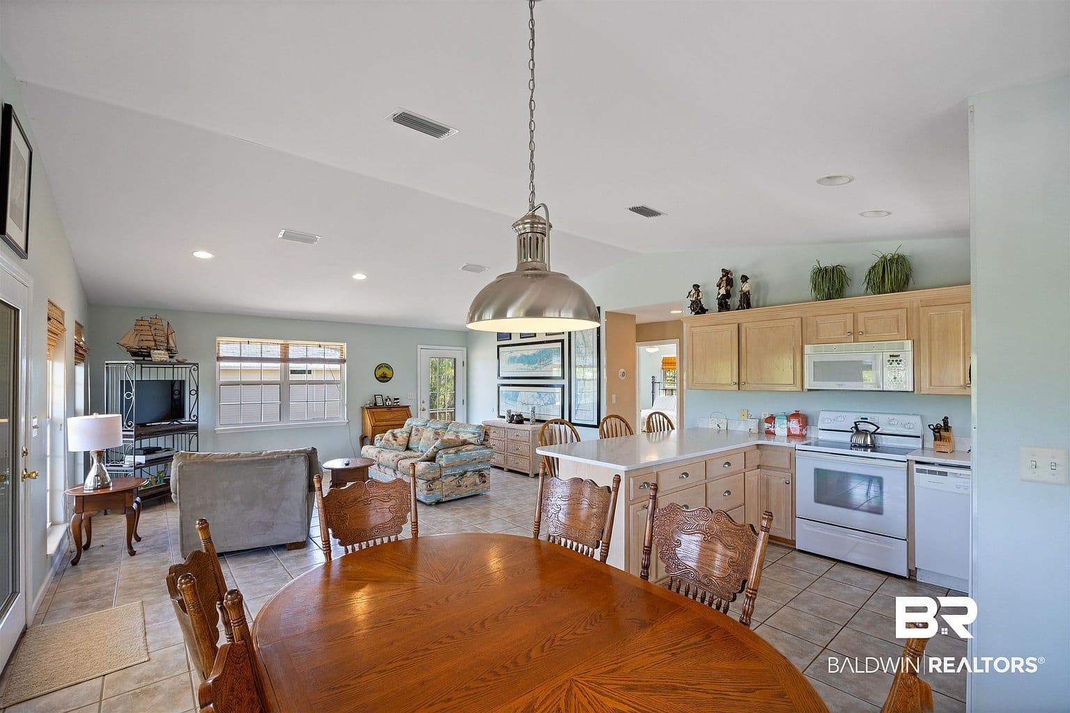 6782 Palmetto Dr — photo 5