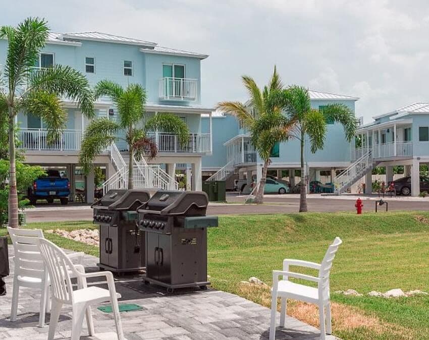 10877 Overseas Hwy Apt 7 - Image 3