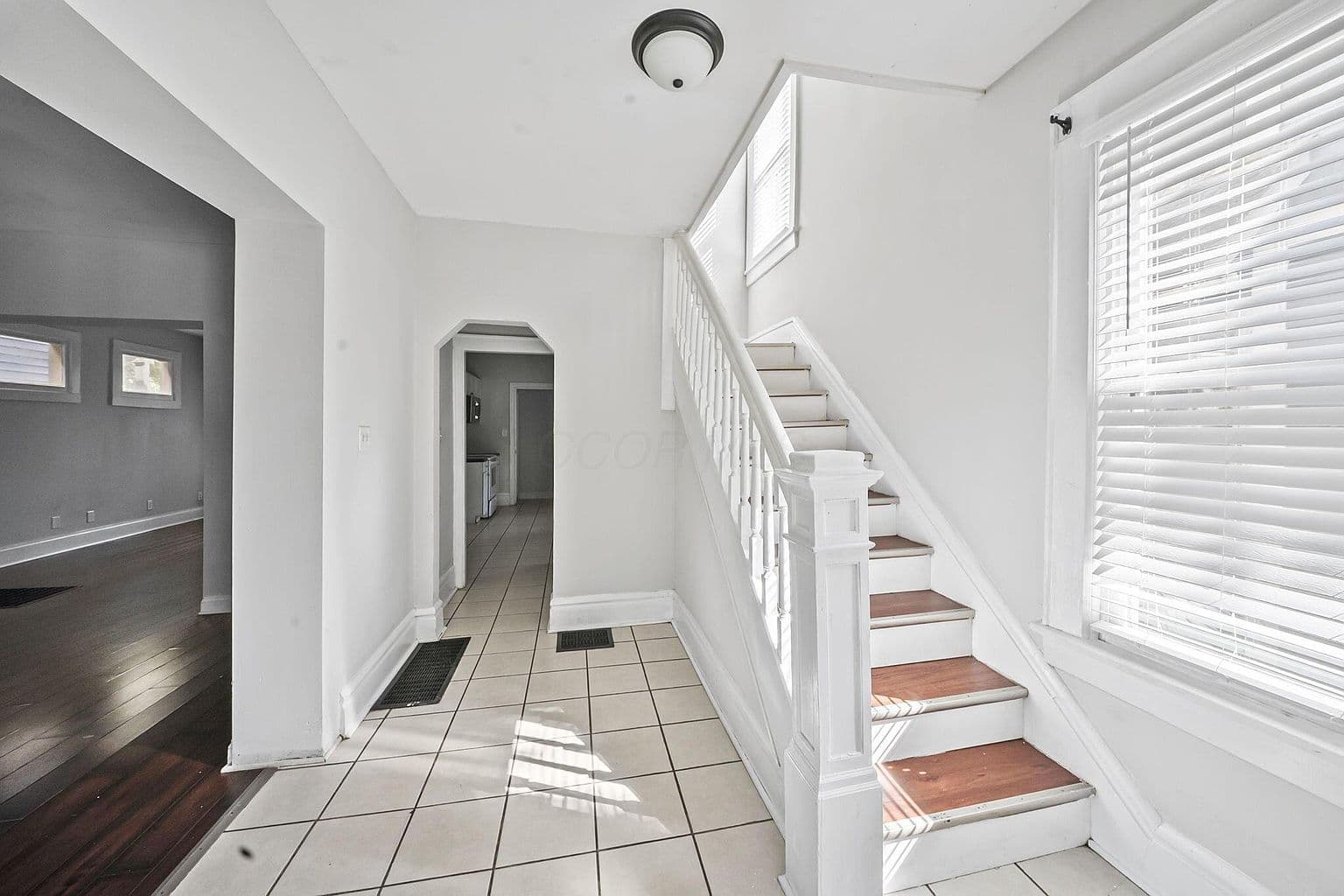 2380 Indiana Ave — photo 5