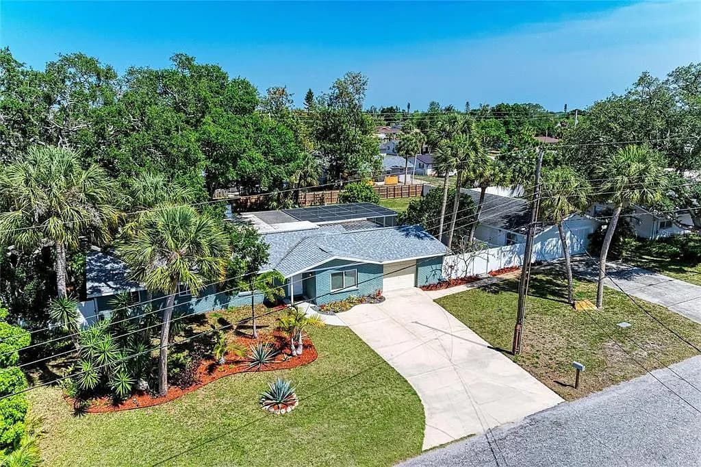 5535 25th St - Image 2
