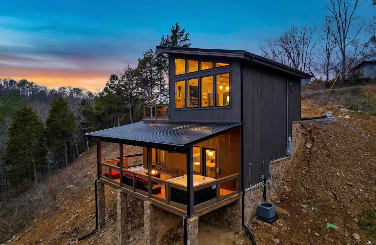 1508 Mountain Drive - Image 2