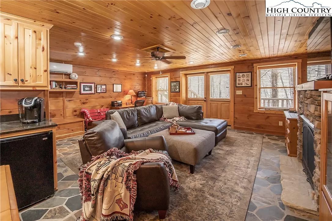 575 Grandfather Farms Rd, Banner Elk, NC — Before