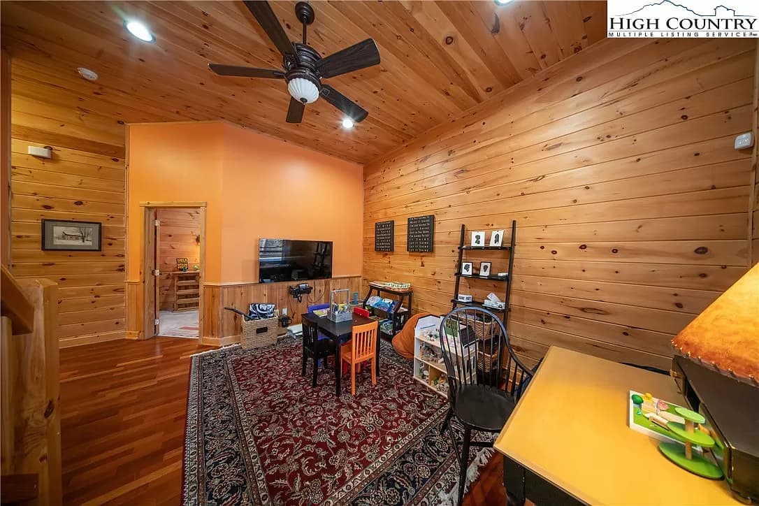 575 Grandfather Farms Rd, Banner Elk, NC — Before
