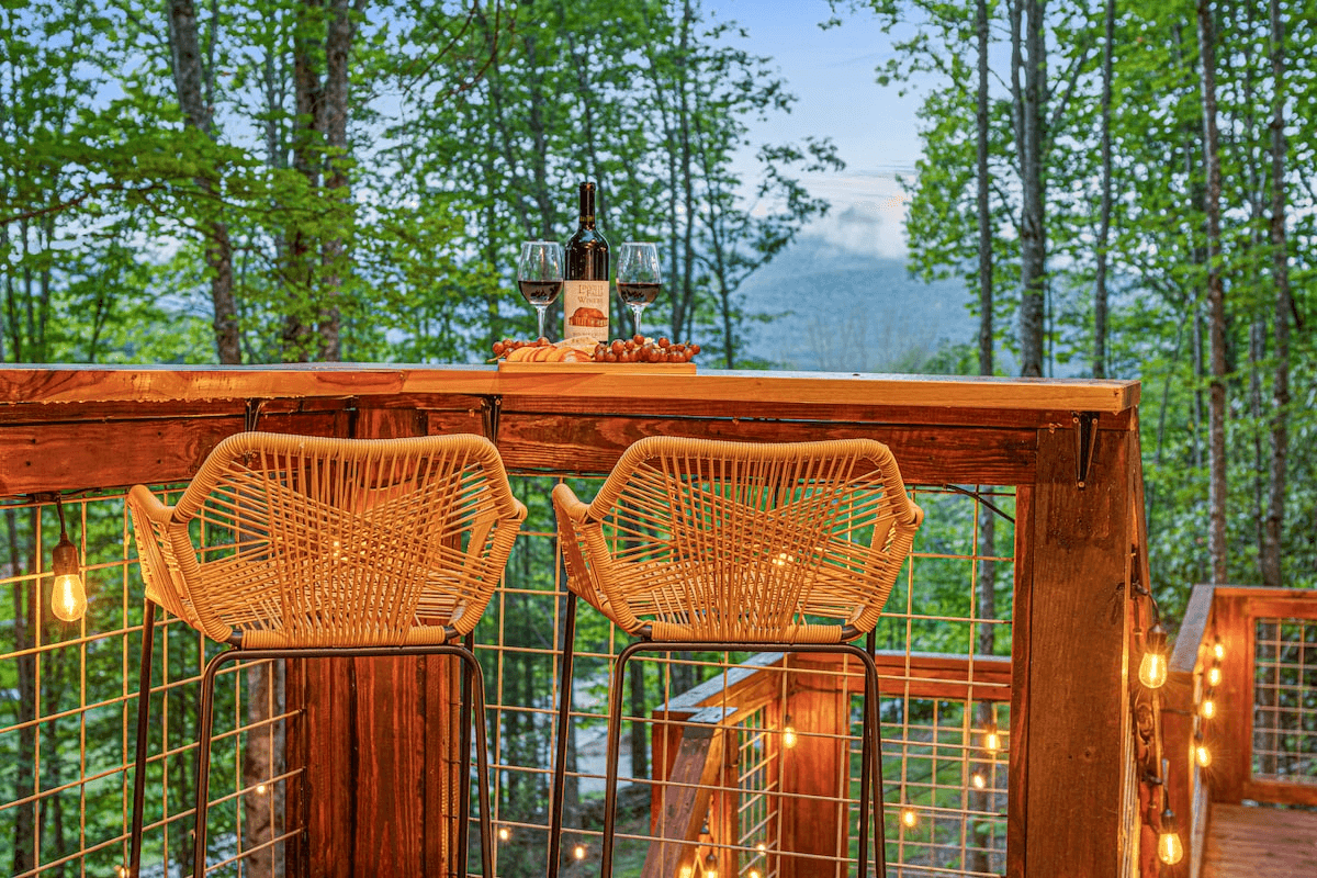 6442 Hickory Nut Gap Rd, Banner Elk, NC gallery photo 1