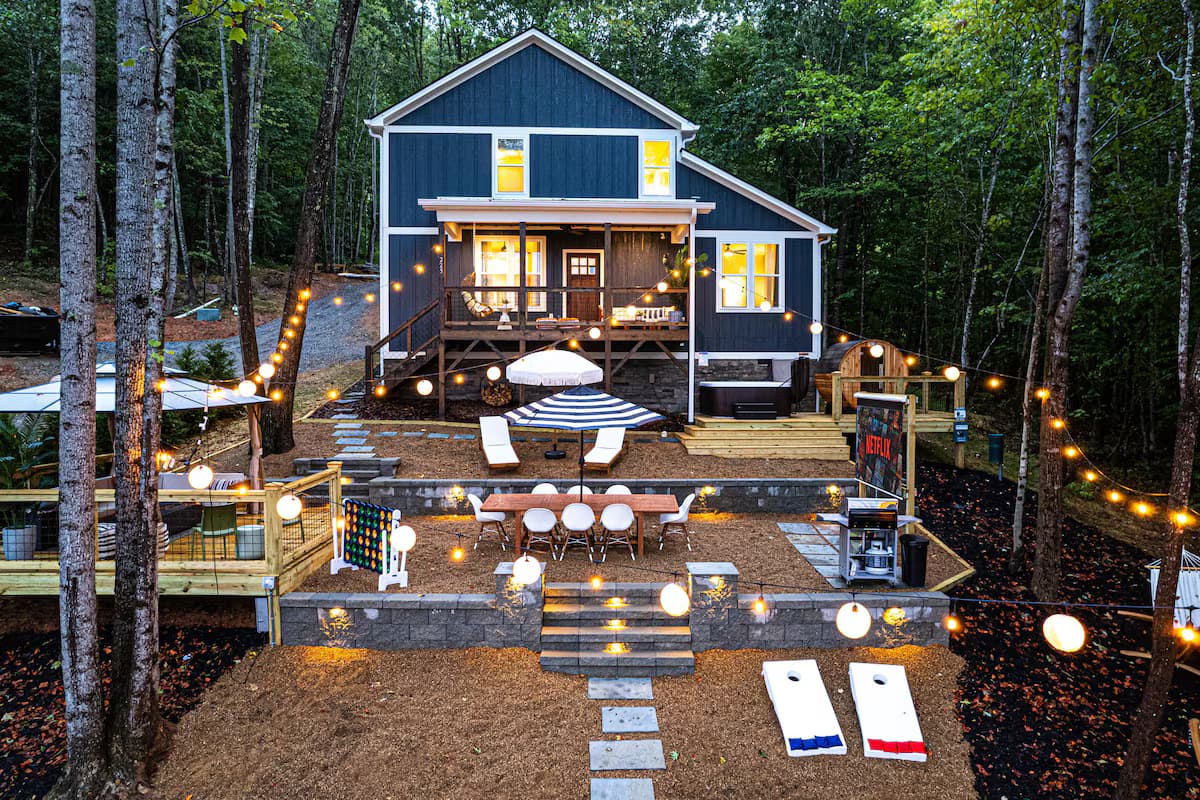 225 Long Range Lane, Leicester, NC