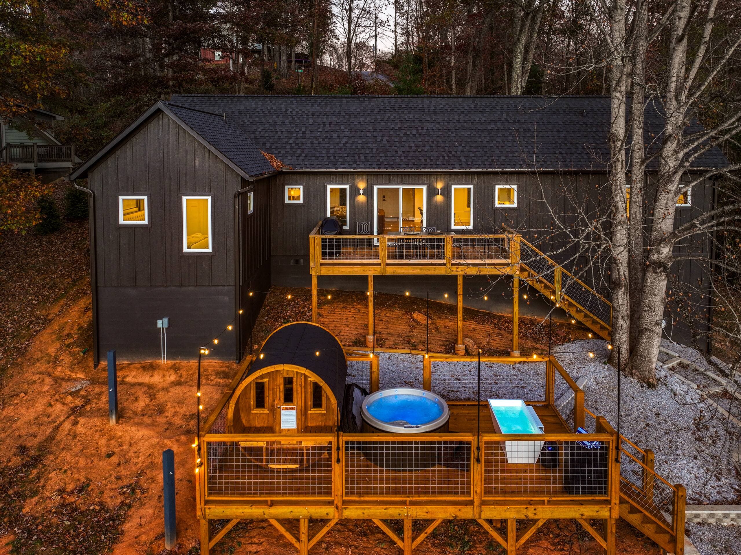 51 Hy Vu Dr, Waynesville, NC