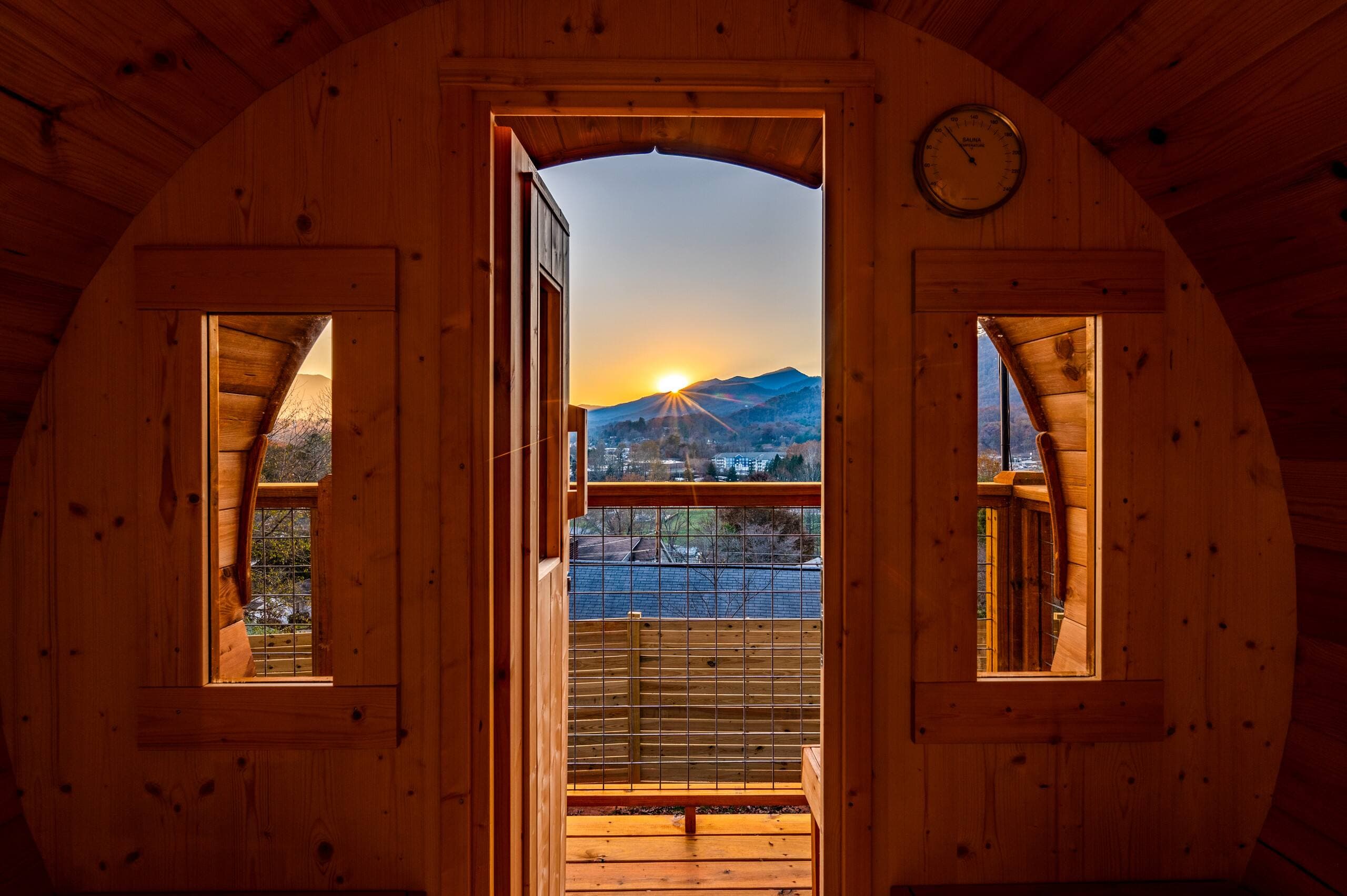 51 Hy Vu Dr, Waynesville, NC gallery photo 1