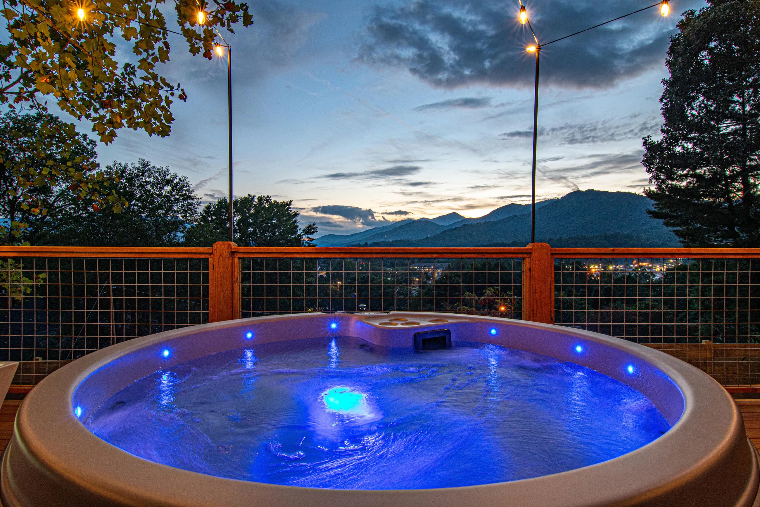 51 Hy Vu Dr, Waynesville, NC gallery photo 3