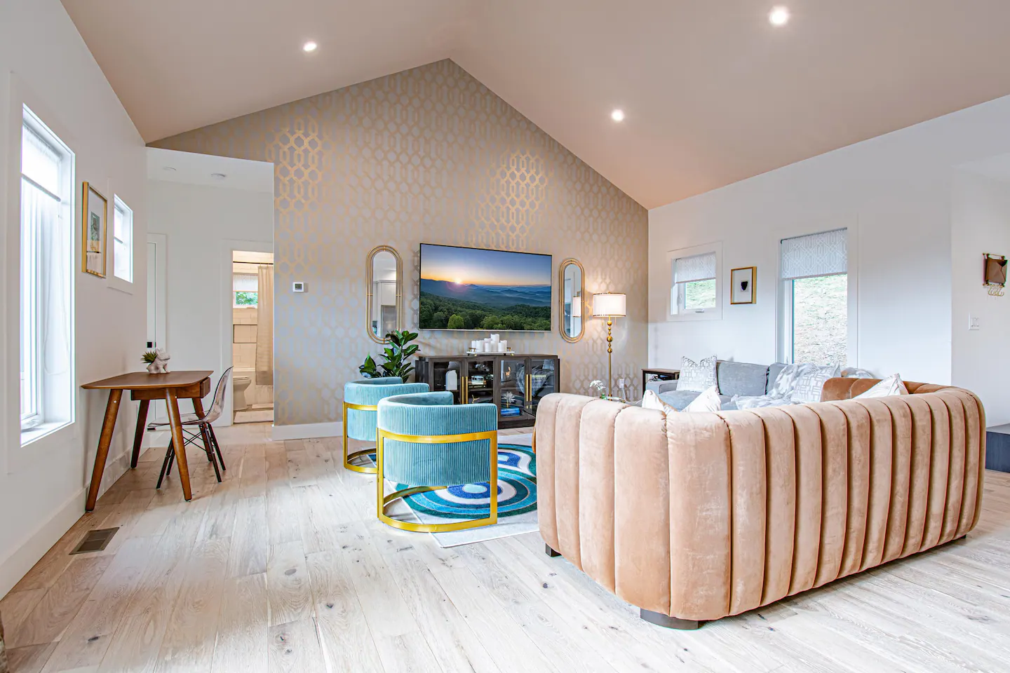 51 Hy Vu Dr, Waynesville, NC — After
