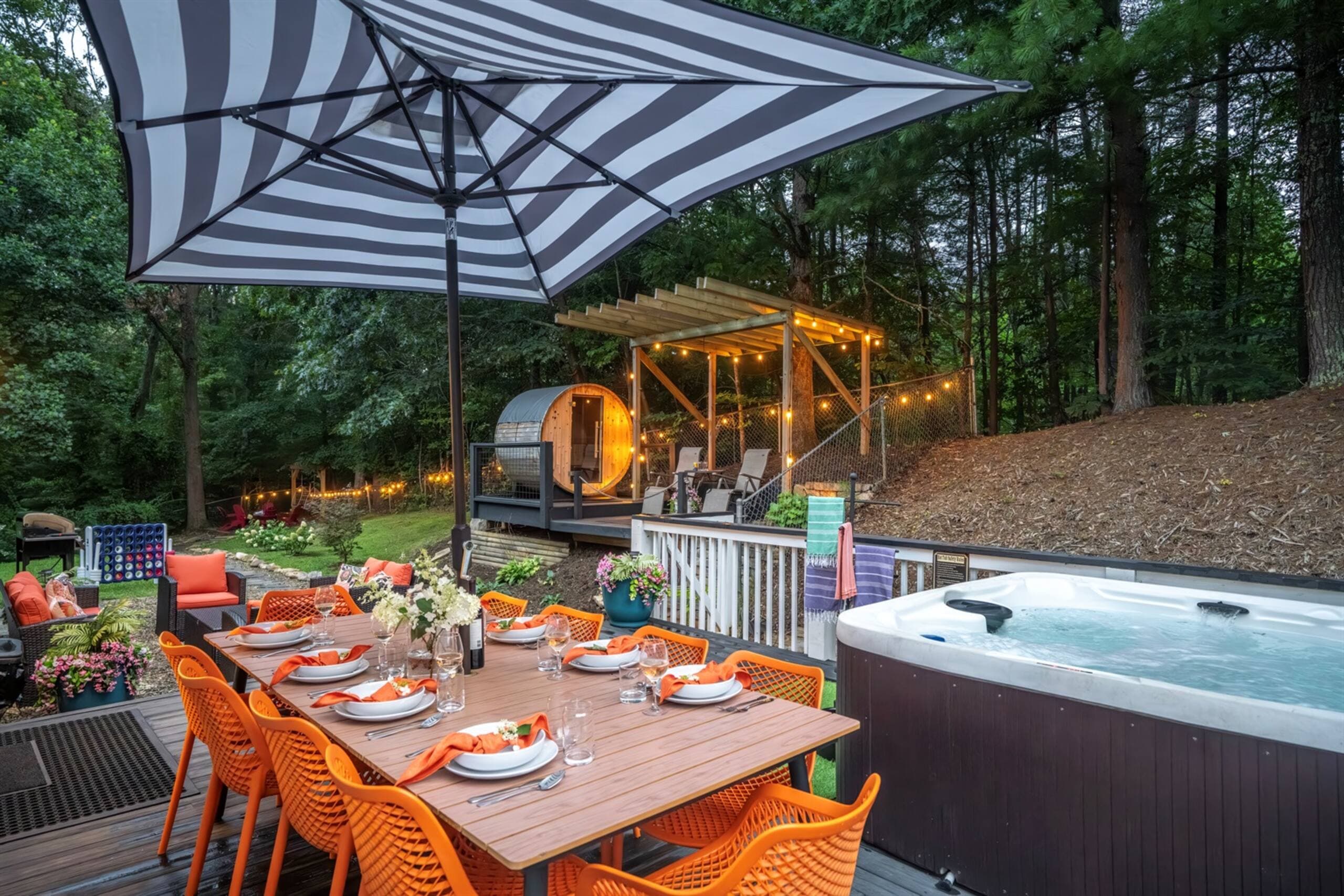 402 Day Lily Dr, Leicester, NC gallery photo 1