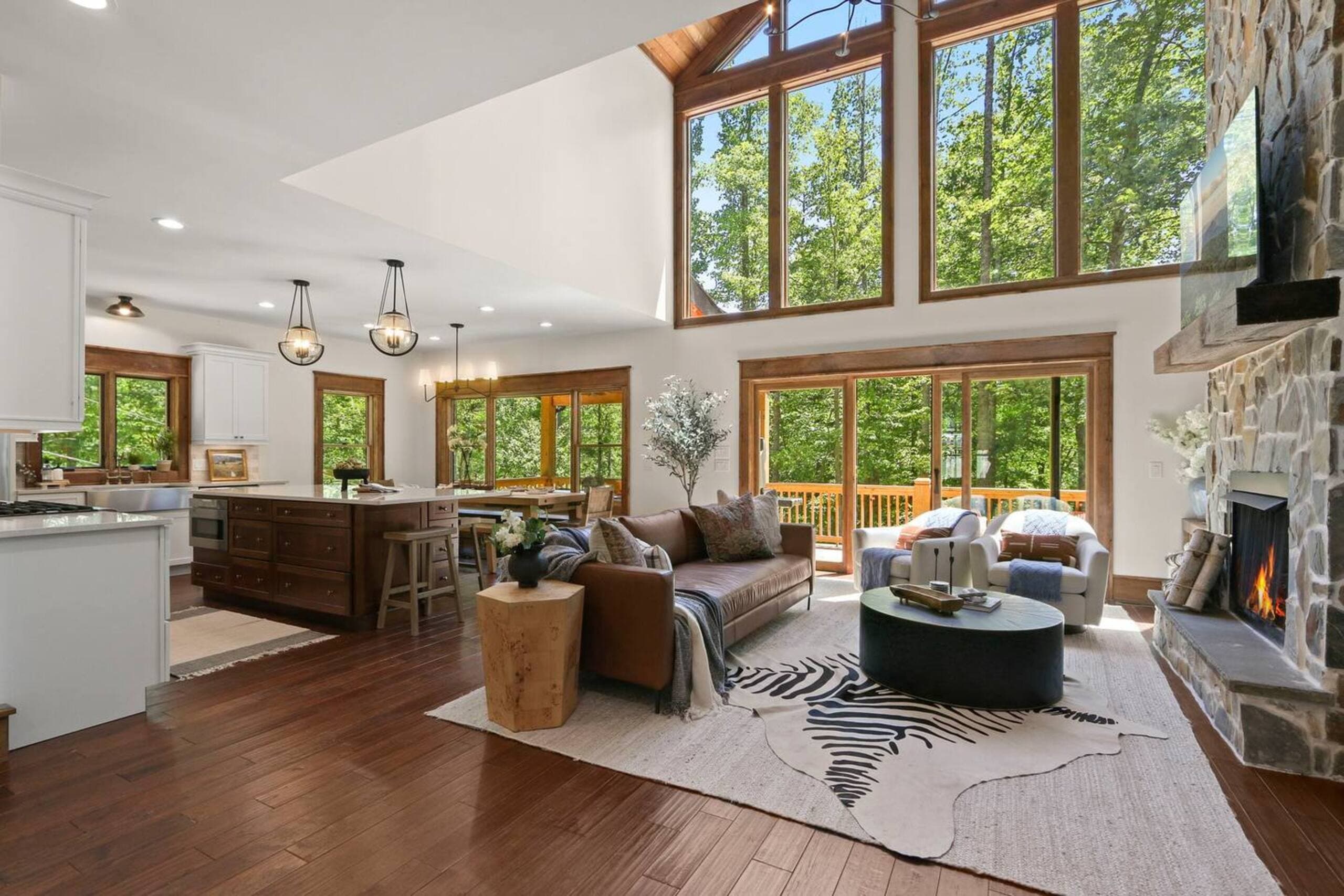 383 Hews Circle, Blowing Rock, NC gallery photo 3