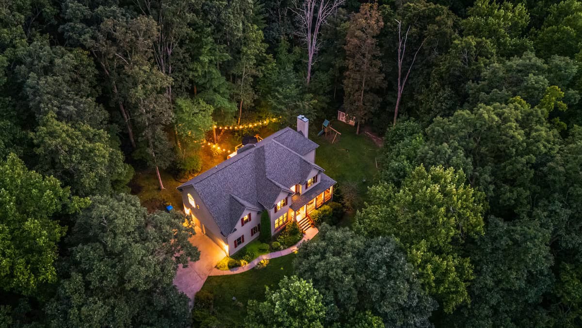 11 Landon Rd, Fairview, NC