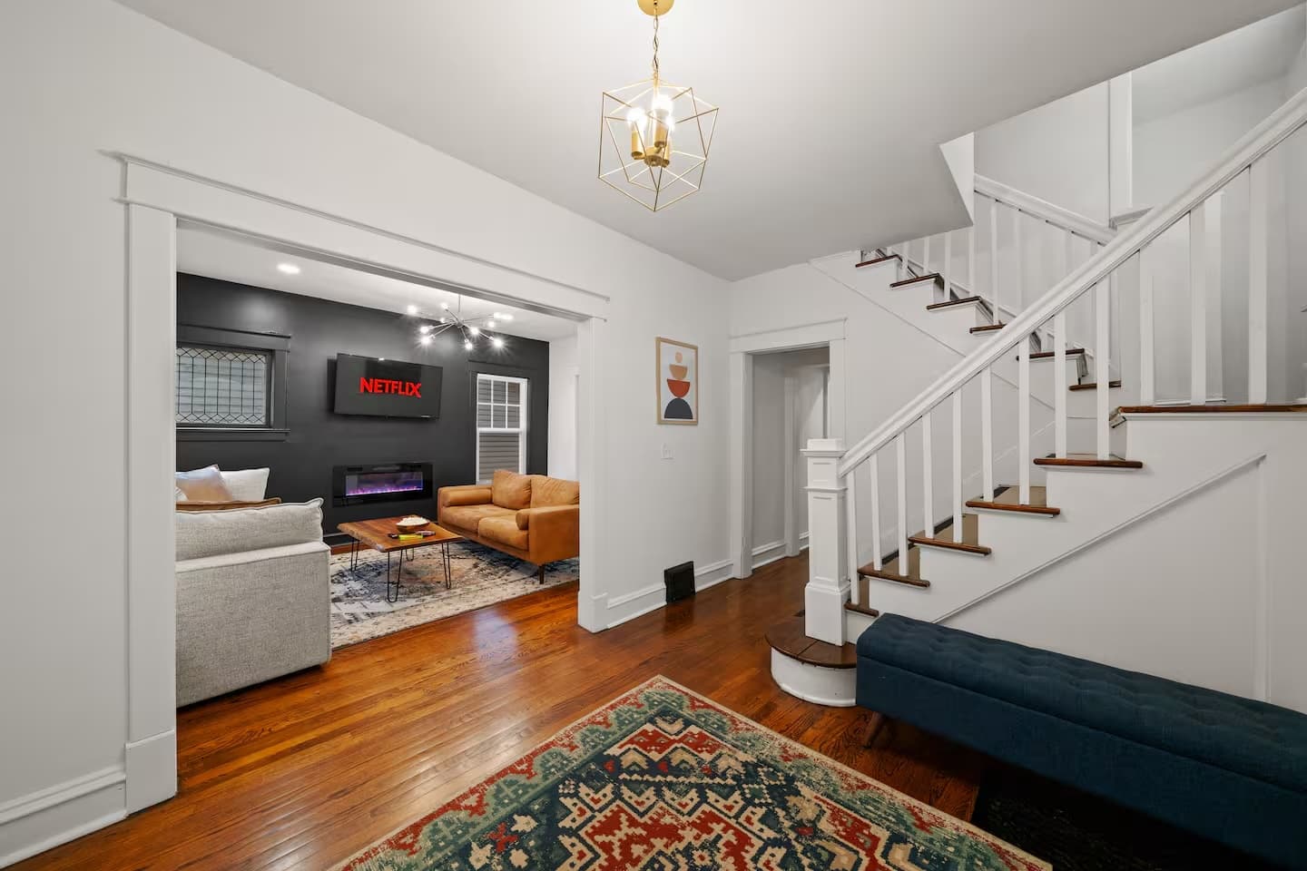 3814 Wyandotte St - Image 2