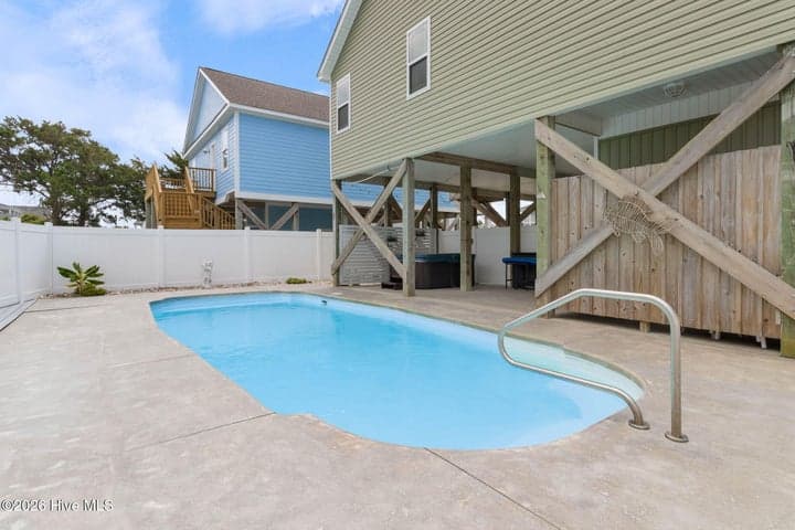 4012b E Dolphin Drive - Image 3