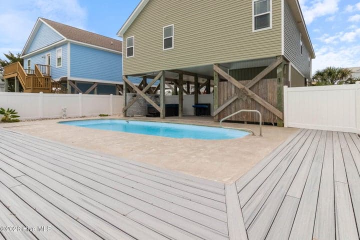 4012b E Dolphin Drive - Image 2