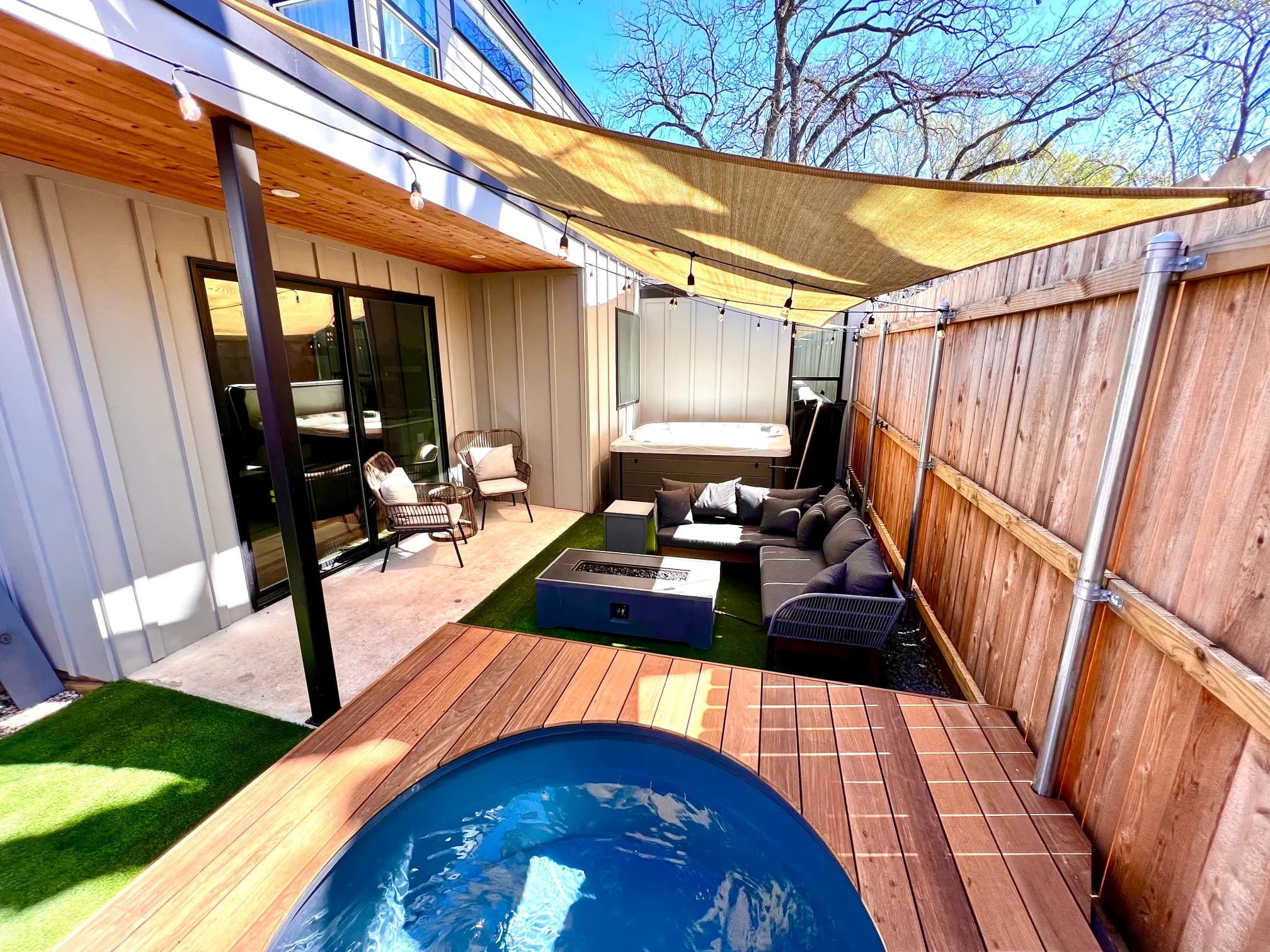 2106 Riverview St - Image 2