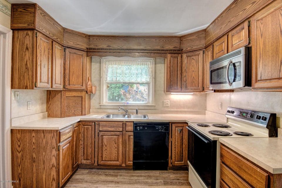 621 Decatur Drive, Wilmington, NC 28403 — Before