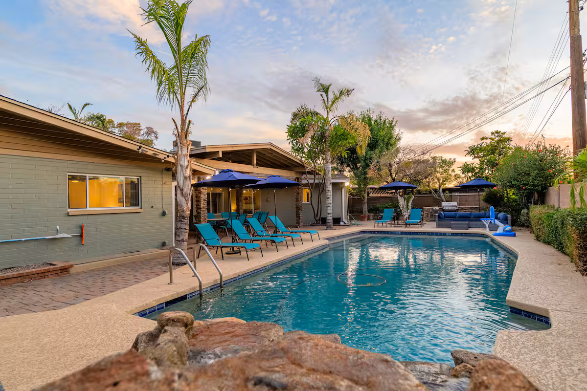 5747 N 16th St, Phoenix, AZ